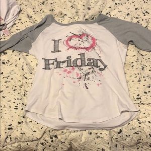 Cute I love Friday’s short sleeve shirt